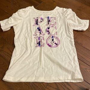 🔥 10/$25 - Peace tshirt